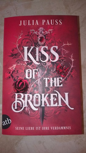 Julia pauss kiss the - of,